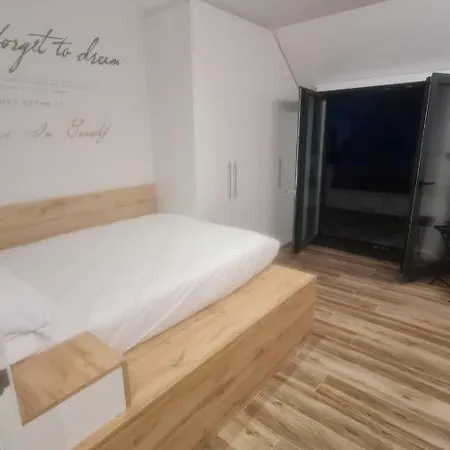 Duplex V53 아파트 *